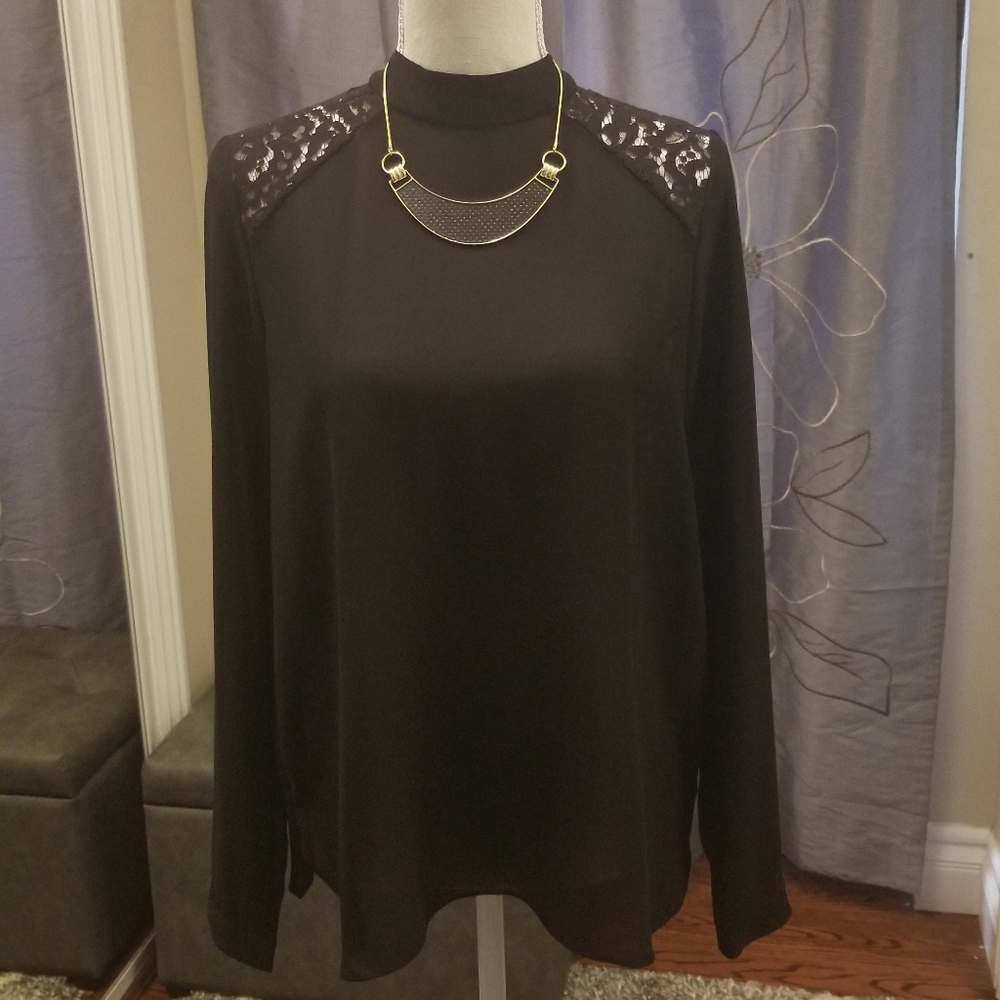 Women top